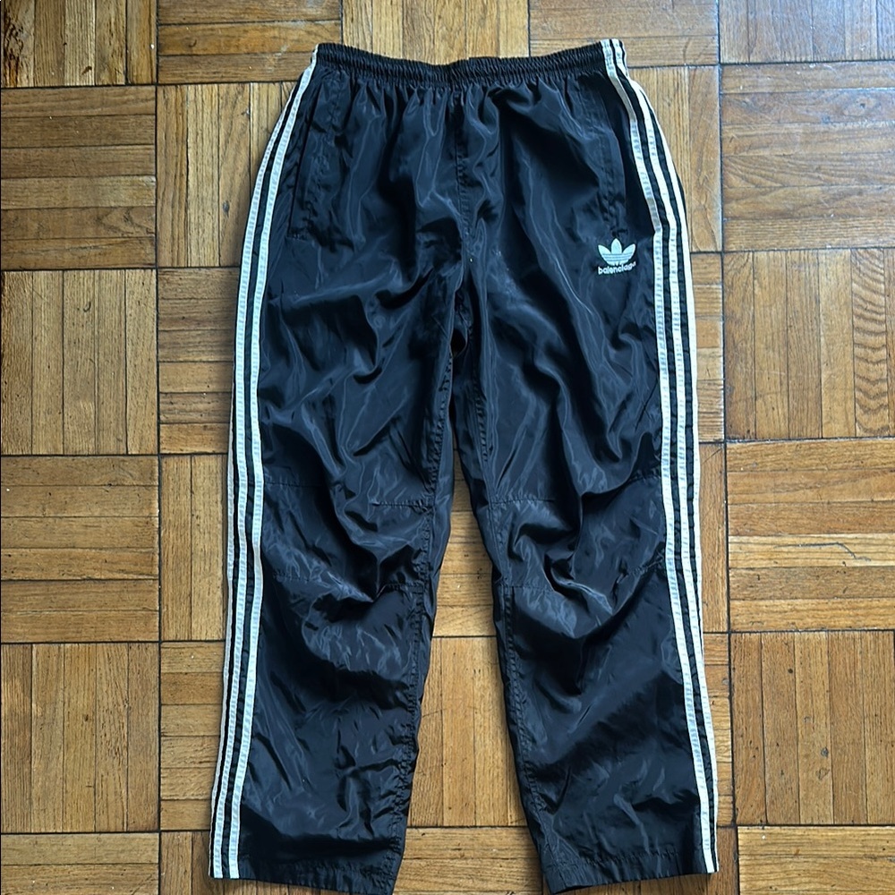 Adidas Black Sweatpants with Signature Stripes and Elastic Waistband